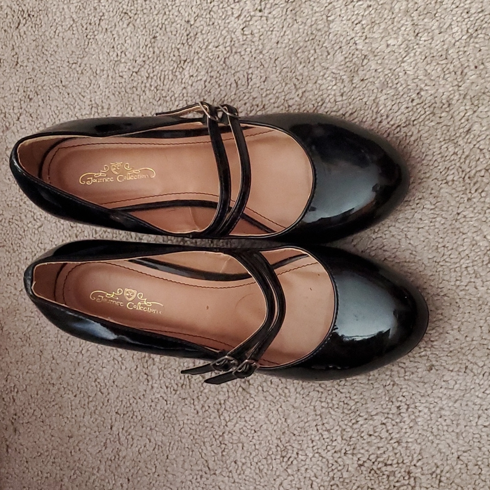 Journee Collection patent two strap heels size 7.5